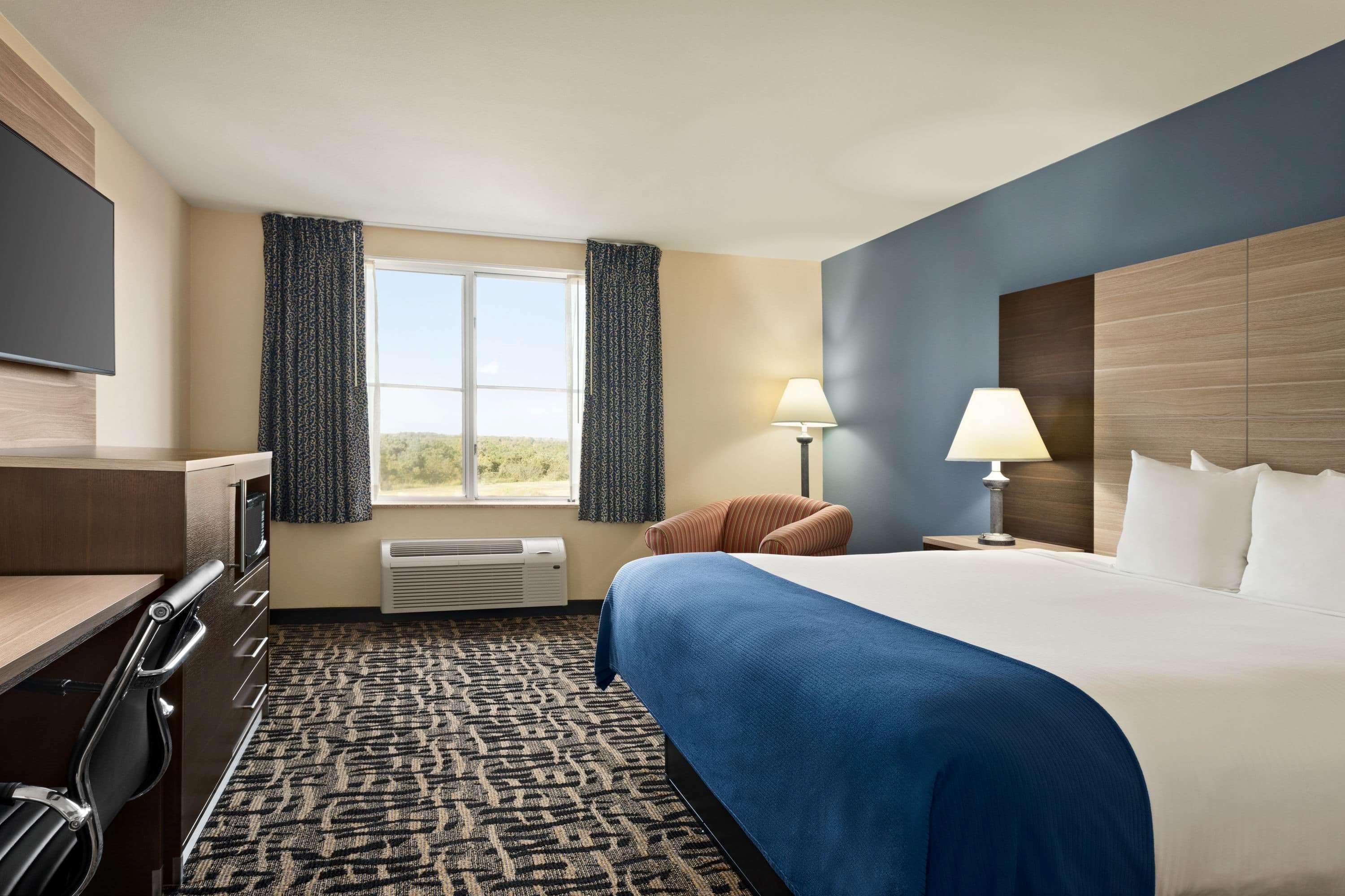 Baymont By Wyndham Ft. Leonard/Saint Robert Hotel Kültér fotó