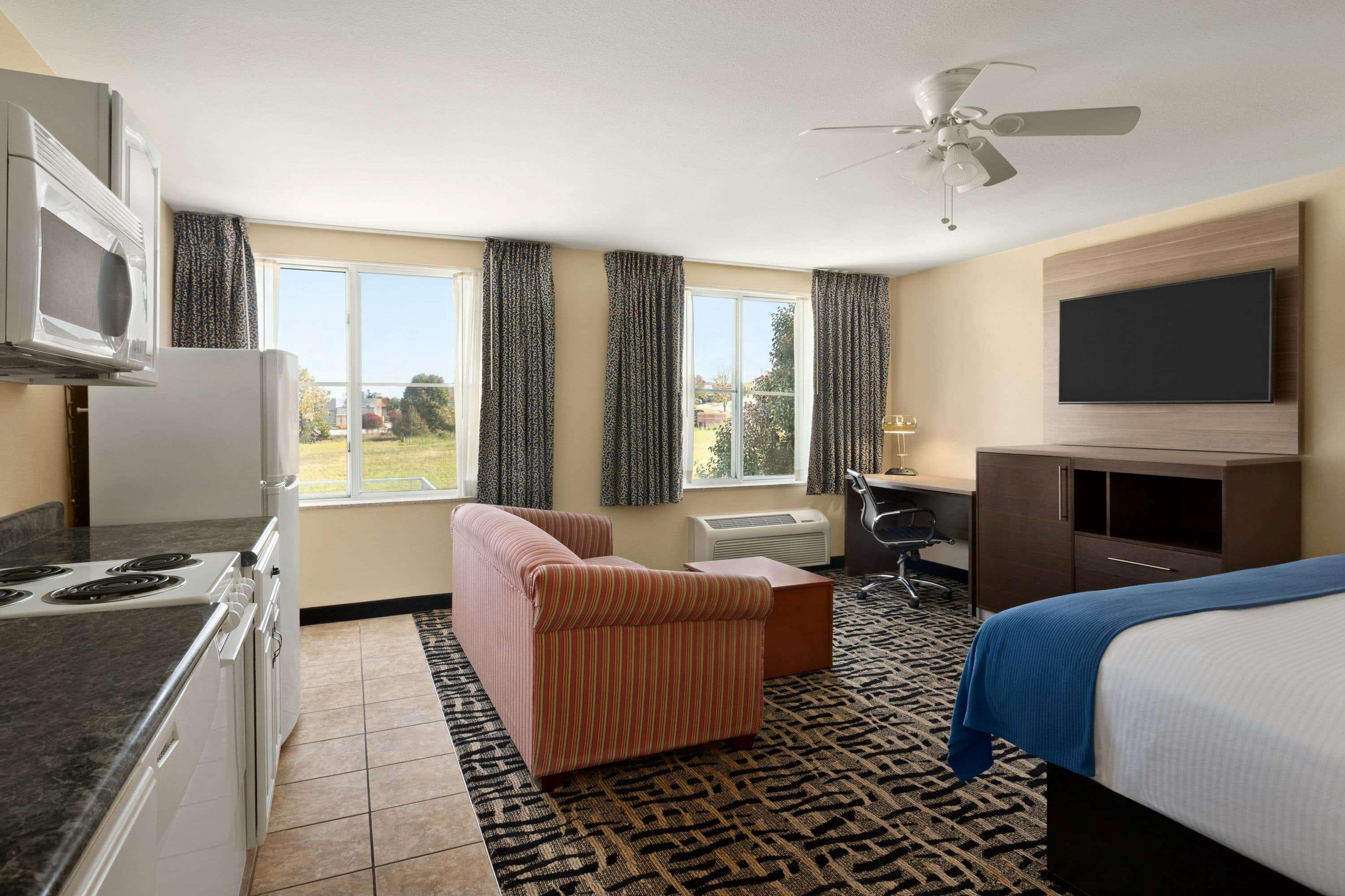 Baymont By Wyndham Ft. Leonard/Saint Robert Hotel Kültér fotó