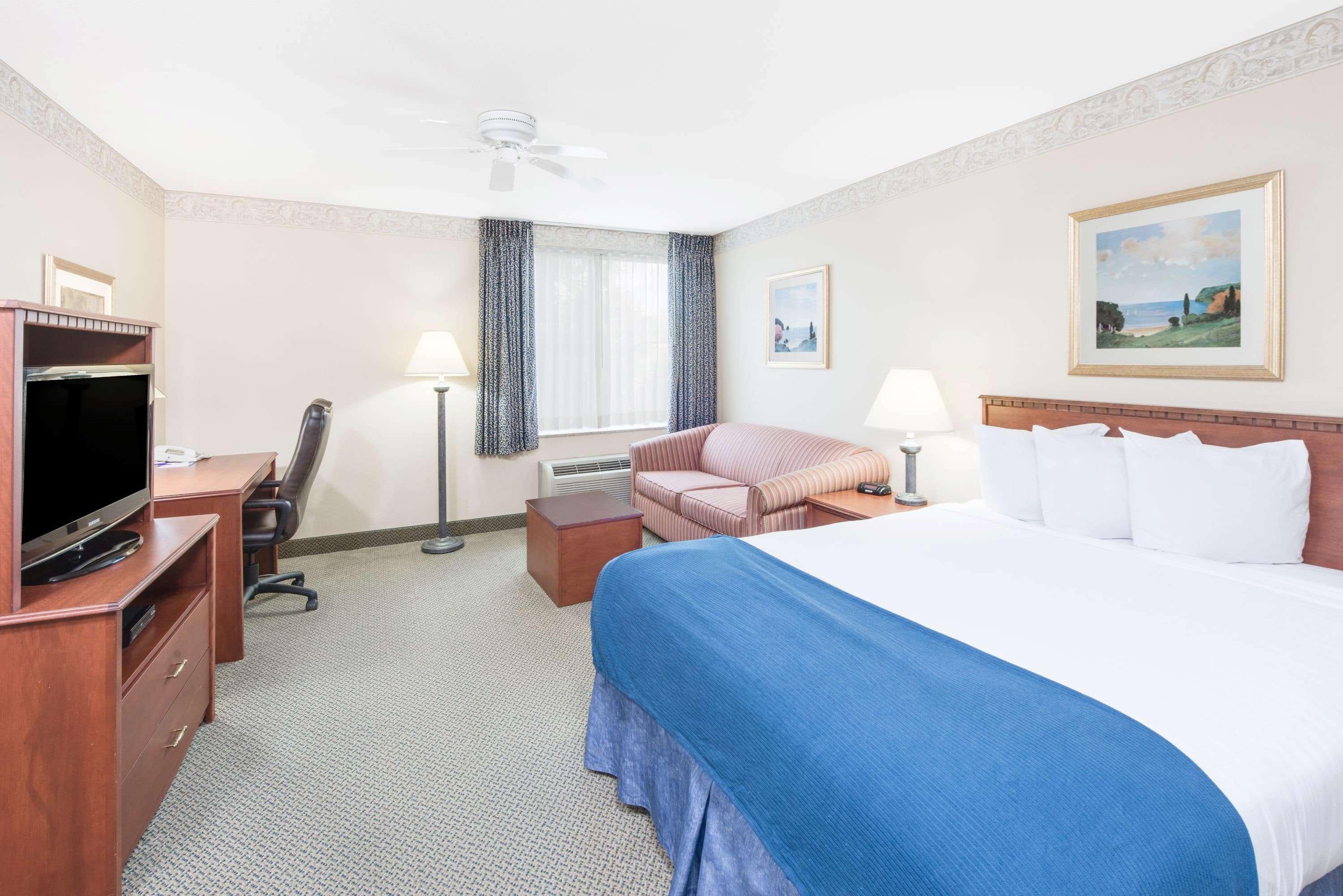 Baymont By Wyndham Ft. Leonard/Saint Robert Hotel Kültér fotó