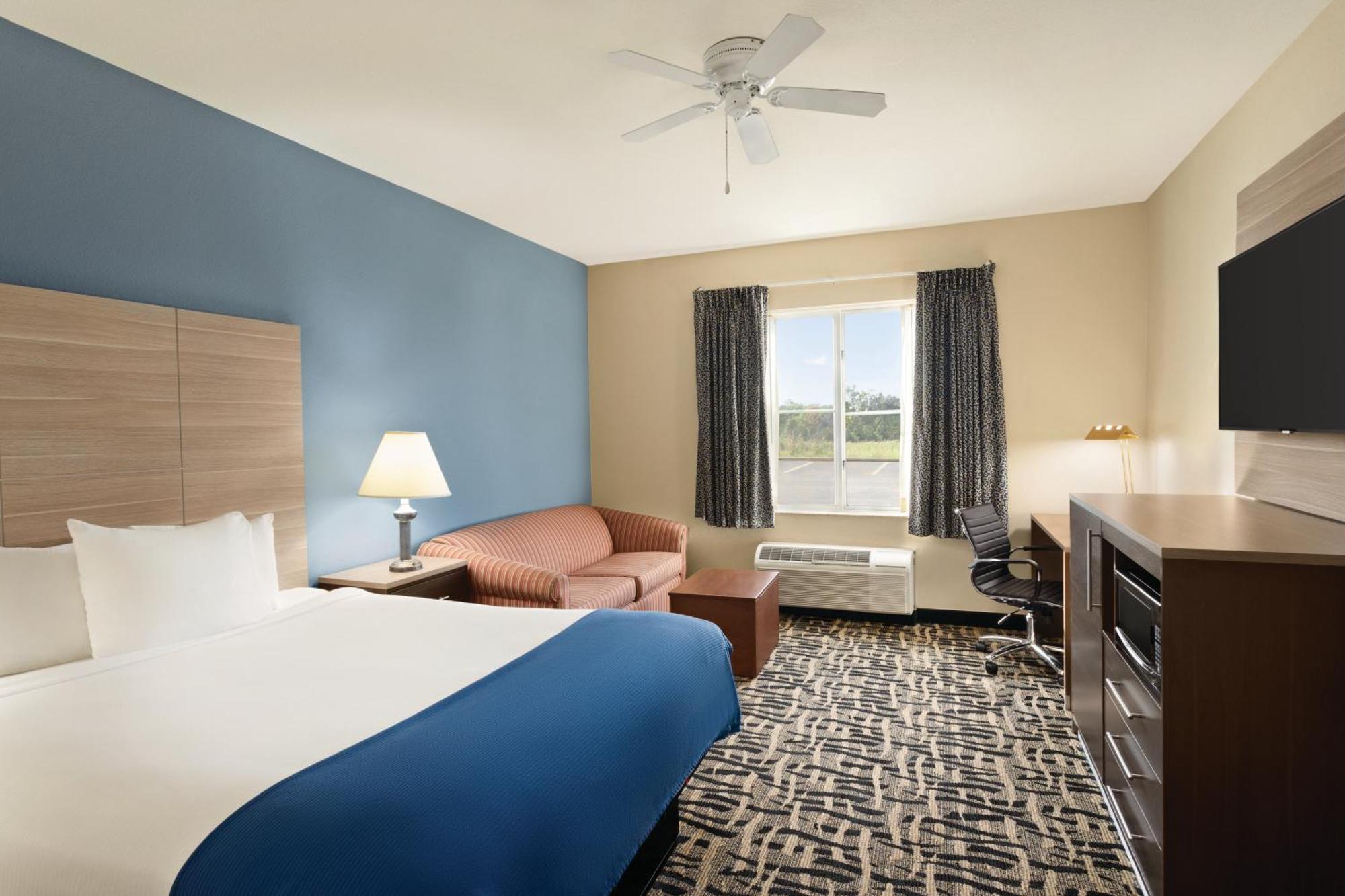 Baymont By Wyndham Ft. Leonard/Saint Robert Hotel Kültér fotó